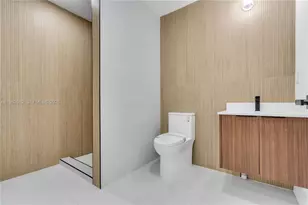 1037 NW 2nd St, Miami, FL 33128 - Photo 8