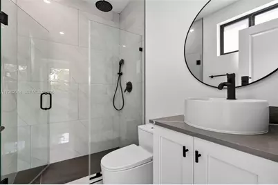 4311 NW 32nd Ave, Miami, FL 33142 - Photo 4