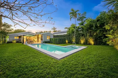 1729 Lenox Ave, Miami Beach, FL 33139 - Photo 1