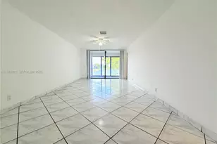 206 Lake Pointe Dr, Oakland Park, FL 33309 - Photo 1