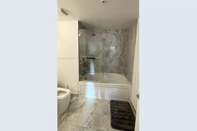 31 SE 5th St #3309, Miami, FL 33131 - Photo 8