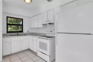 1451 NW 19th St, Fort Lauderdale, FL 33311 - Photo 10