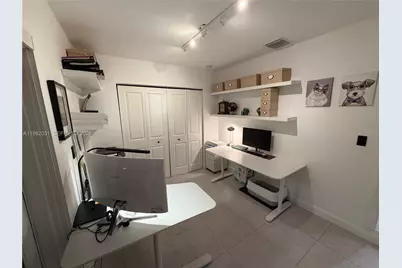 930 NW 145th Ter, Miami, FL 33168 - Photo 32