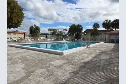 12850 SW 43rd Dr #250-B, Miami, FL 33175 - Photo 10