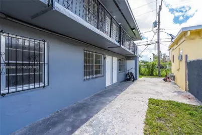 1445 NW 2nd Ave #3, Florida City, FL 33034 - Photo 4