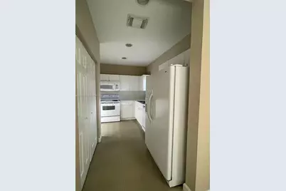 390 NE 35th Ave #0, Homestead, FL 33033 - Photo 4