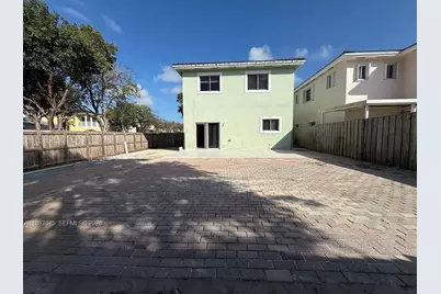 390 NE 35th Ave #0, Homestead, FL 33033 - Photo 16