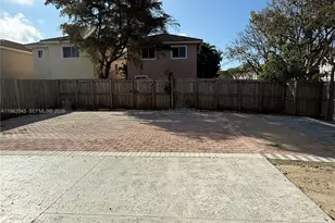 390 NE 35th Ave, Homestead, FL 33033 - Photo 20