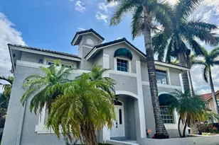 851 N 11th Ave, Hollywood, FL 33019 - Photo 2
