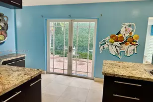 851 N 11th Ave, Hollywood, FL 33019 - Photo 4
