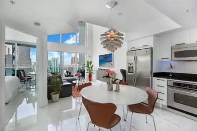 41 SE 5th St #2109, Miami, FL 33131 - Photo 8