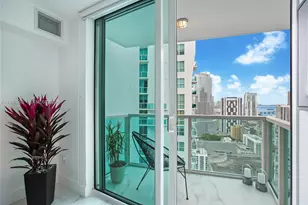 41 SE 5th St, Miami, FL 33131 - Photo 22