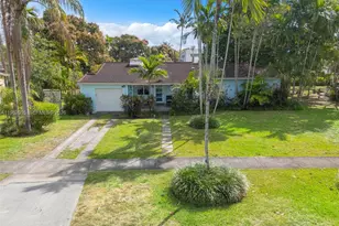 149 Fern Way, Miami Springs, FL 33166 - Photo 2