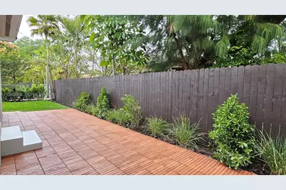2365 SW 21st Ave, Miami, FL 33145 - Photo 20