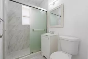 8430 Crespi Blvd, Miami Beach, FL 33141 - Photo 4