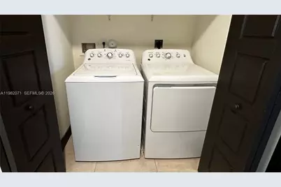 9155 NW 161st St, Miami Lakes, FL 33018 - Photo 26