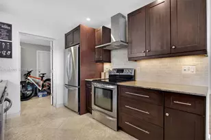 2136 NE 56th Pl, Fort Lauderdale, FL 33308 - Photo 14