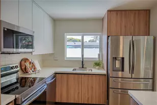 1524 NE 31st Ct, Pompano Beach, FL 33064 - Photo 12