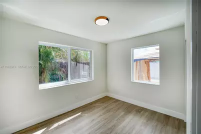 1524 NE 31st Ct, Pompano Beach, FL 33064 - Photo 22