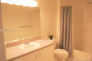 816 NW 11th St, Miami, FL 33136 - Photo 20