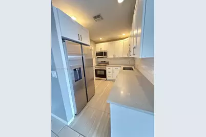 2261 NE 67th St #1823, Fort Lauderdale, FL 33308 - Photo 6