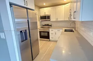 2261 NE 67th St, Fort Lauderdale, FL 33308 - Photo 6