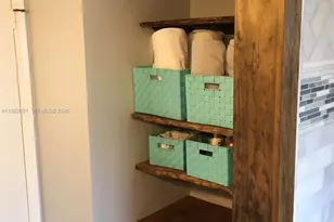 8421 SW 28th St, Davie, FL 33328 - Photo 20