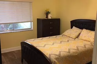 8421 SW 28th St, Davie, FL 33328 - Photo 10