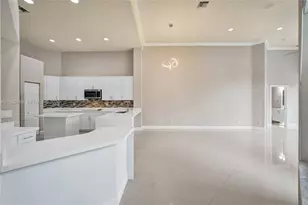 8006 N Savannah Cir, Davie, FL 33328 - Photo 30