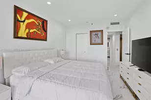 4000 Island Blvd, Aventura, FL 33160 - Photo 36