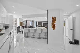 4000 Island Blvd, Aventura, FL 33160 - Photo 20