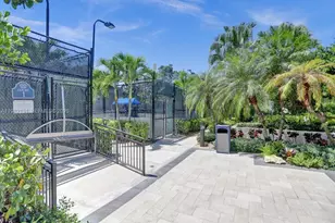 4000 Island Blvd, Aventura, FL 33160 - Photo 74