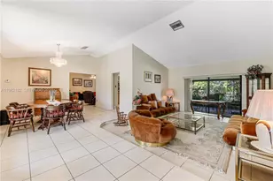 11541 SW 100th St, Miami, FL 33176 - Photo 10