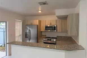 689 NW 6th St, Florida City, FL 33034 - Photo 1