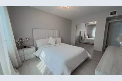 400 Kings Point Dr #408, Sunny Isles Beach, FL 33160 - Photo 8