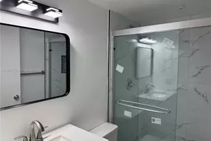 15610 SW 80th St, Miami, FL 33193 - Photo 4