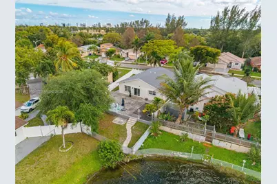 2425 Raleigh St, Hollywood, FL 33020 - Photo 42