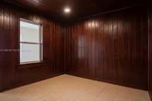 622 NW 7th Ave, Homestead, FL 33030 - Photo 12