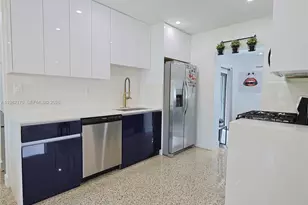 9460 Martinique Dr, Cutler Bay, FL 33189 - Photo 6