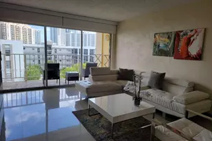 200 178th Dr, Sunny Isles Beach, FL 33160 - Photo 4