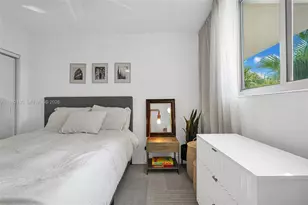 1605 Bay Rd, Miami Beach, FL 33139 - Photo 22