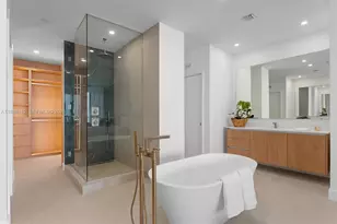 700 NE 24Rd St, Miami, FL 33137 - Photo 20