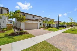 11932 SW 241 Ter, Homestead, FL 33032 - Photo 2