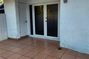 12193 SW 10th St, Miami, FL 33184 - Photo 16