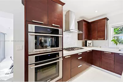 1133 NE 88th St, Miami, FL 33138 - Photo 16