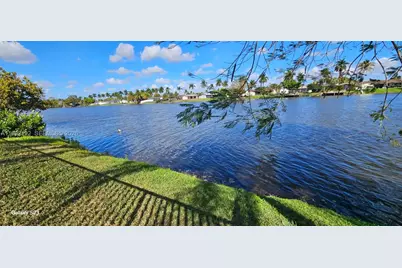 3720 NW 116th Ter, Sunrise, FL 33323 - Photo 4