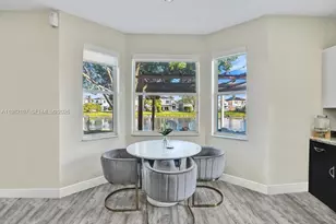 2163 NW 157th Ln, Pembroke Pines, FL 33028 - Photo 12