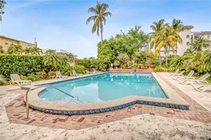 255 W 24th St, Miami Beach, FL 33140 - Photo 20