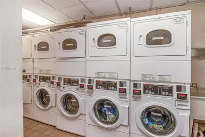 255 W 24th St #501, Miami Beach, FL 33140 - Photo 32