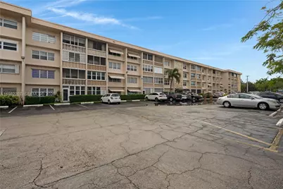 410 SE 2nd St #220, Hallandale Beach, FL 33009 - Photo 22